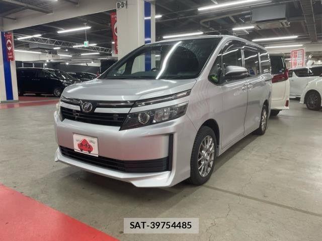Toyota VOXY 2014-03 8210951-0