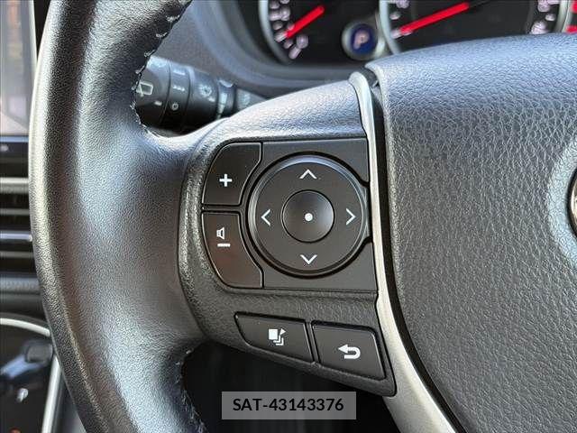 Toyota VOXY 2015-04 8210949-22