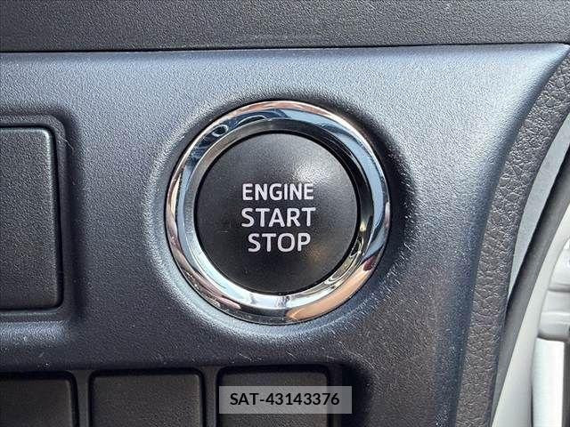 Toyota VOXY 2015-04 8210949-6