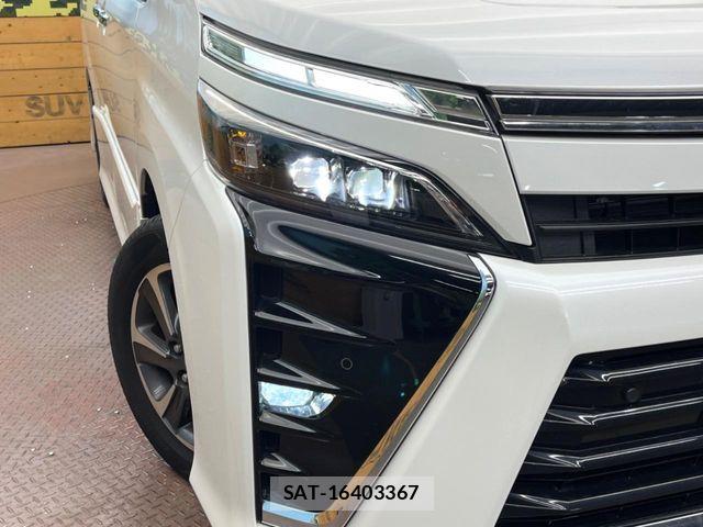 Toyota VOXY 2020-11 8210915-12