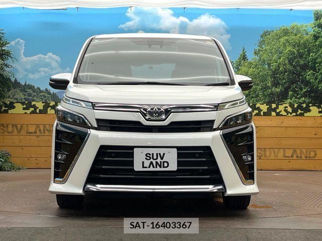 Toyota VOXY 2020-11 8210915-14