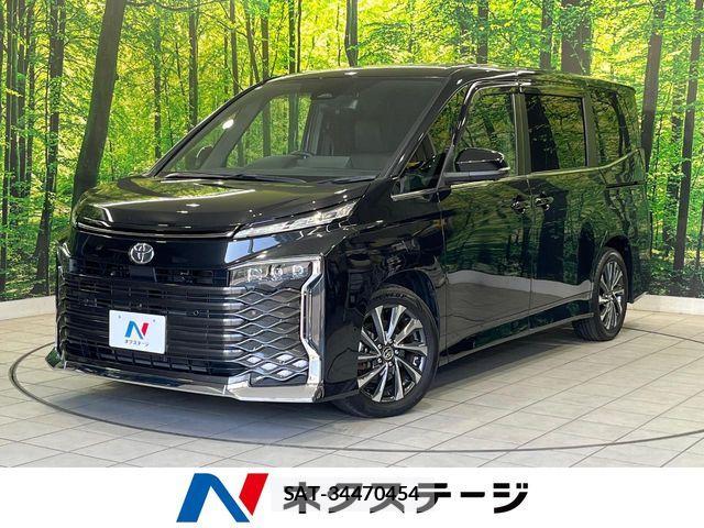 Toyota VOXY 2023-09 8210902-0