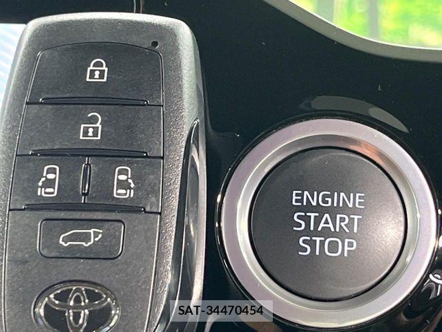 Toyota VOXY 2023-09 8210902-2
