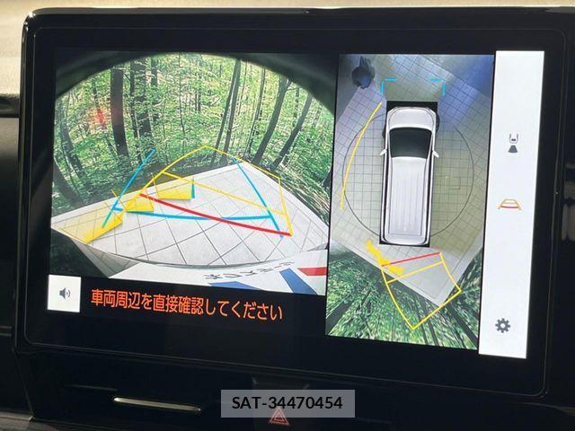 Toyota VOXY 2023-09 8210902-3