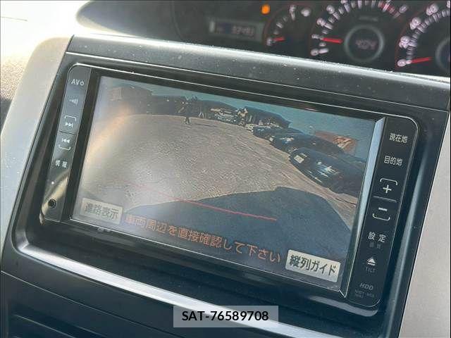 Toyota VOXY 2008-11 8210955-9