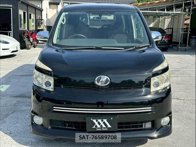 Toyota VOXY 2008-11 8210955-6