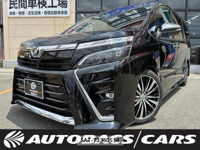 Toyota VOXY 2019-07 8210926-0