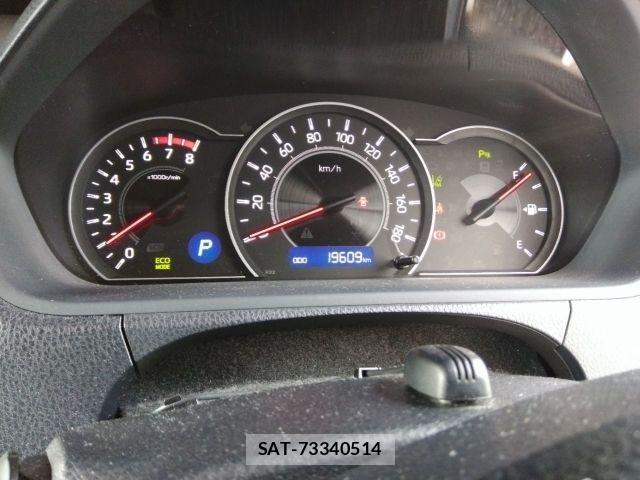 Toyota VOXY 2019-07 8210926-29