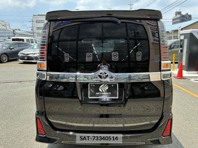 Toyota VOXY 2019-07 8210926-5