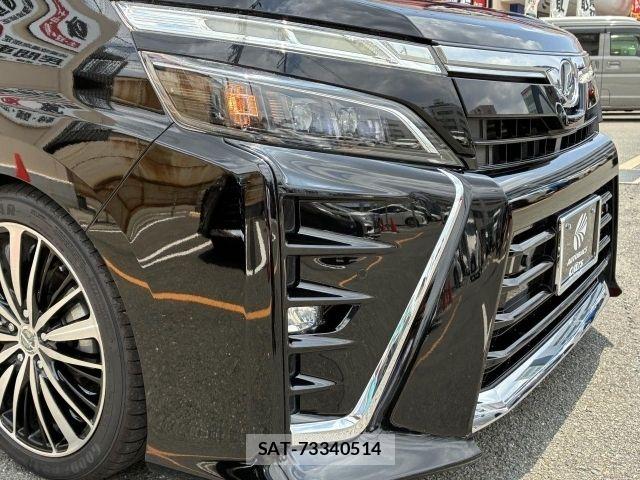 Toyota VOXY 2019-07 8210926-8