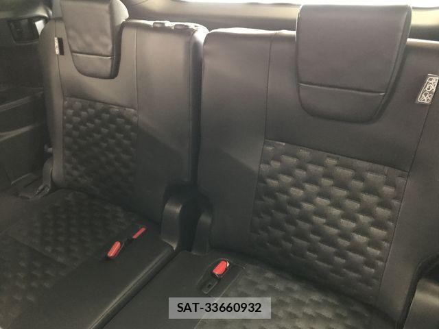 Toyota VOXY 2022-03 8210906-22