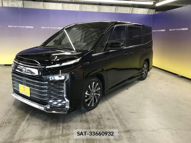 Toyota VOXY 2022-03 8210906-4