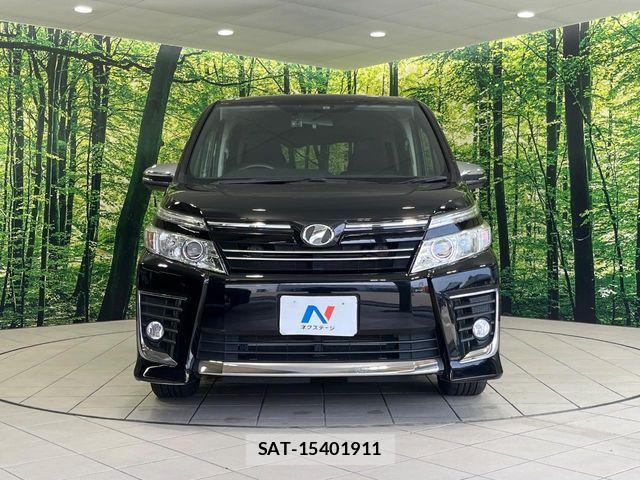 Toyota VOXY 2015-09 8210942-14