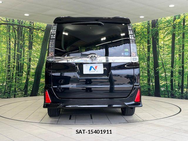 Toyota VOXY 2015-09 8210942-15
