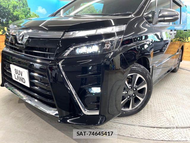 Toyota VOXY 2020-02 8210928-12