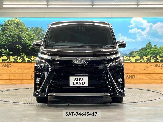 Toyota VOXY 2020-02 8210928-14