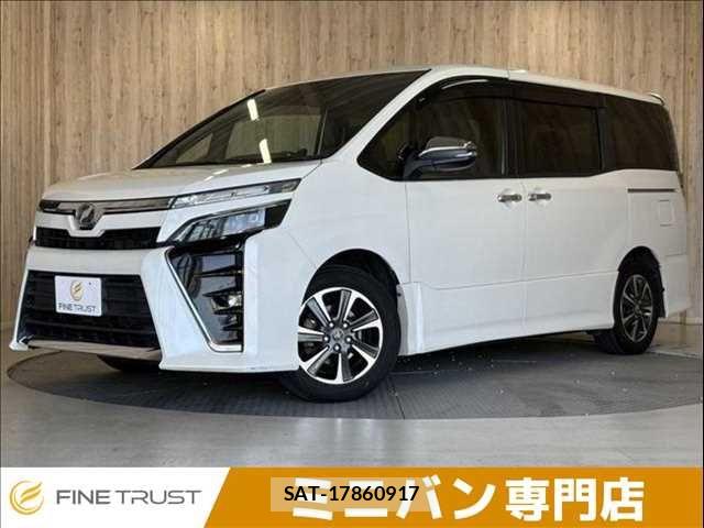 Toyota VOXY 2018-11 8210940-0