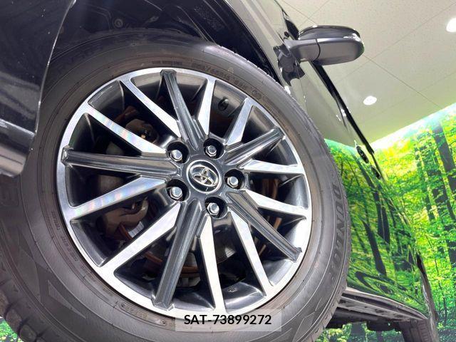 Toyota VOXY 2016-07 8210946-13