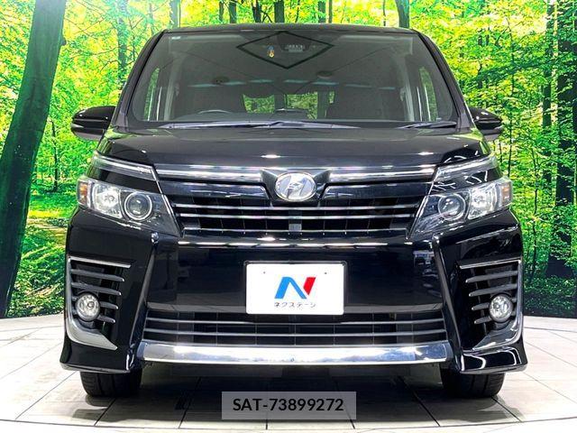 Toyota VOXY 2016-07 8210946-14
