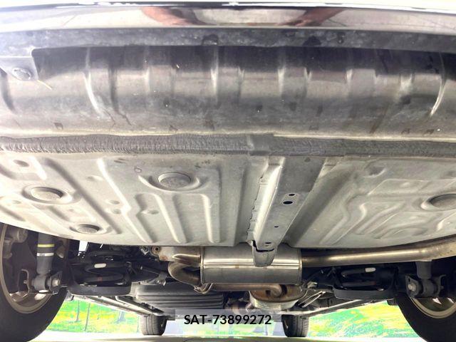 Toyota VOXY 2016-07 8210946-19