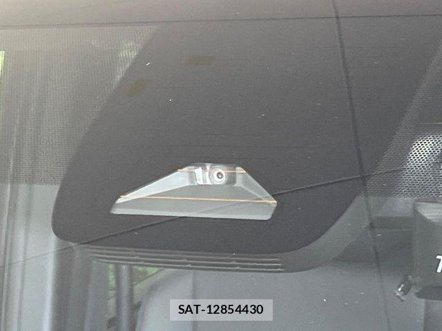 Toyota VOXY 2024-03 8210905-5