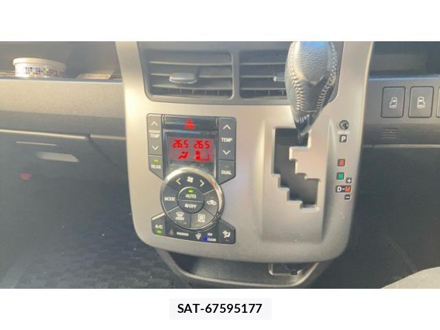 Toyota VOXY 2012-03 8210957-24