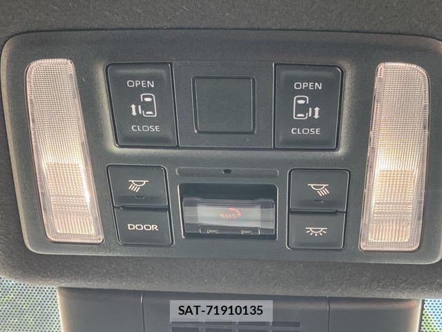 Toyota VOXY 2023-09 8210916-14