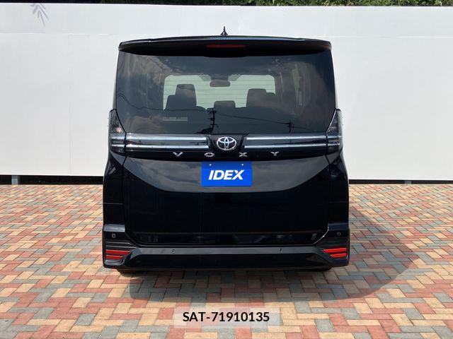 Toyota VOXY 2023-09 8210916-7