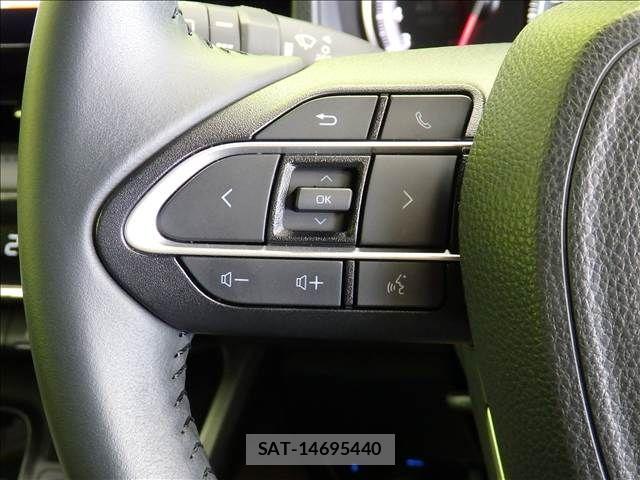 Toyota VOXY 2025-09 8210904-9