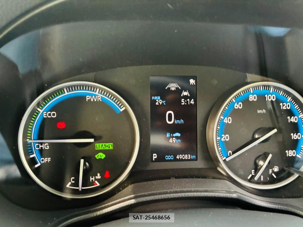 Toyota VOXY 2023-10 8080430-15