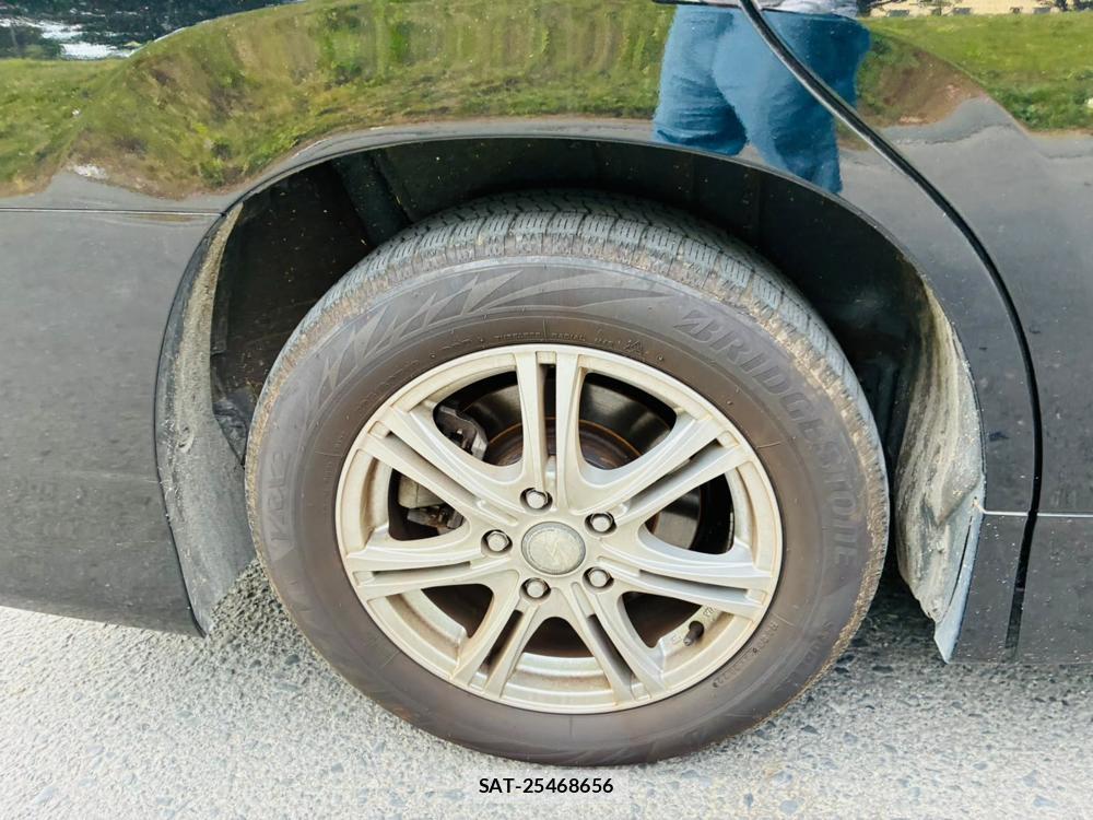 Toyota VOXY 2023-10 8080430-26