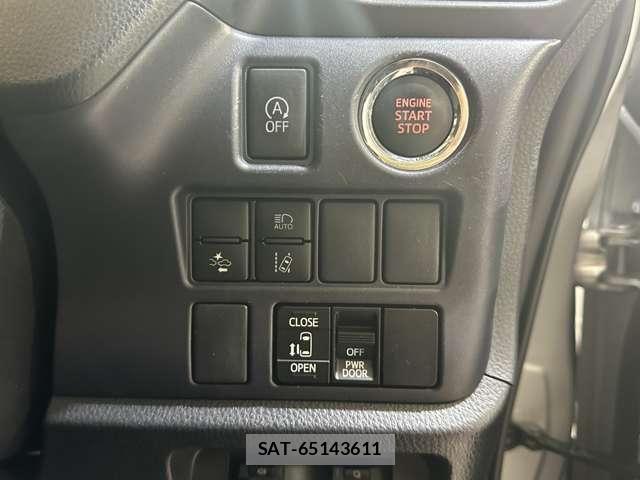 Toyota VOXY 2016-12 8210947-13
