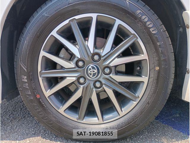 Toyota VOXY 2014-08 8210943-8