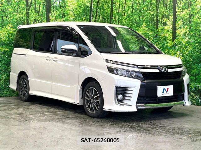 Toyota VOXY 2014-04 8210952-15