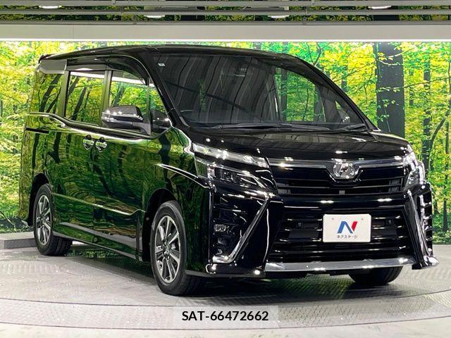 Toyota VOXY 2020-03 8210930-16