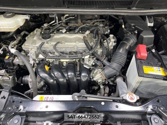 Toyota VOXY 2020-03 8210930-18