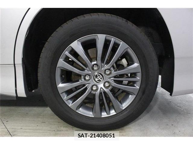 Toyota VOXY 2025-01 8210914-22