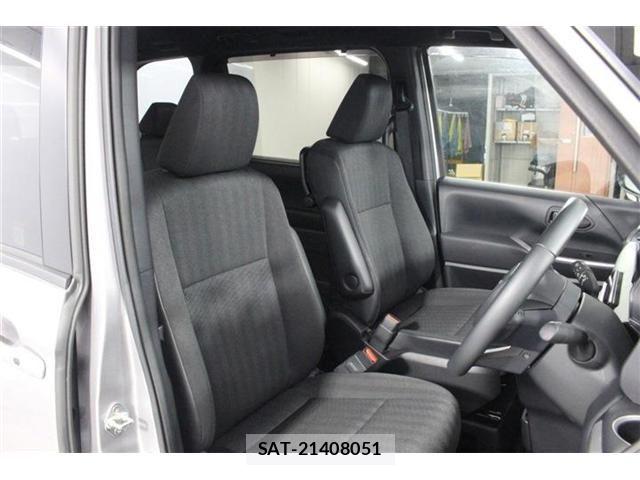 Toyota VOXY 2025-01 8210914-24