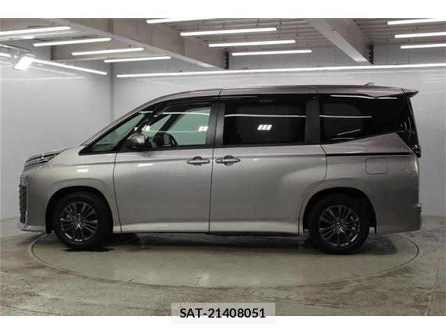 Toyota VOXY 2025-01 8210914-7