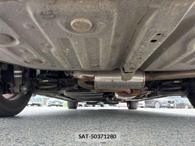 Toyota VOXY 2018-06 8210933-22
