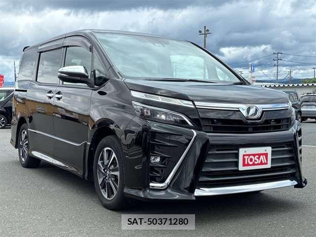Toyota VOXY 2018-06 8210933-23