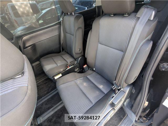 Toyota VOXY 2014-07 8210953-14