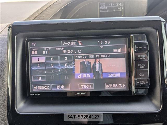 Toyota VOXY 2014-07 8210953-19