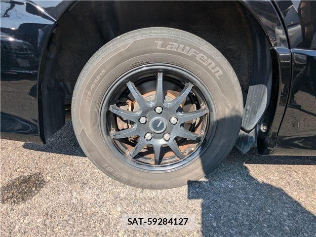 Toyota VOXY 2014-07 8210953-25