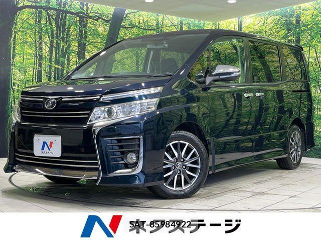 Toyota VOXY 2015-07 8210945-0