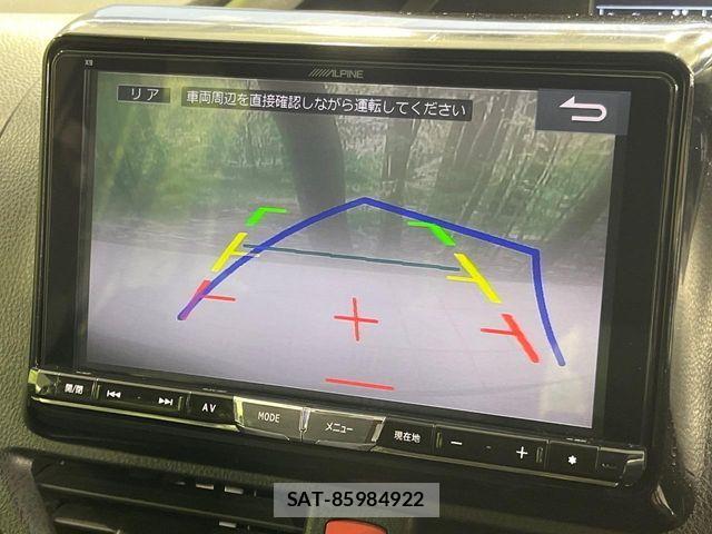 Toyota VOXY 2015-07 8210945-4
