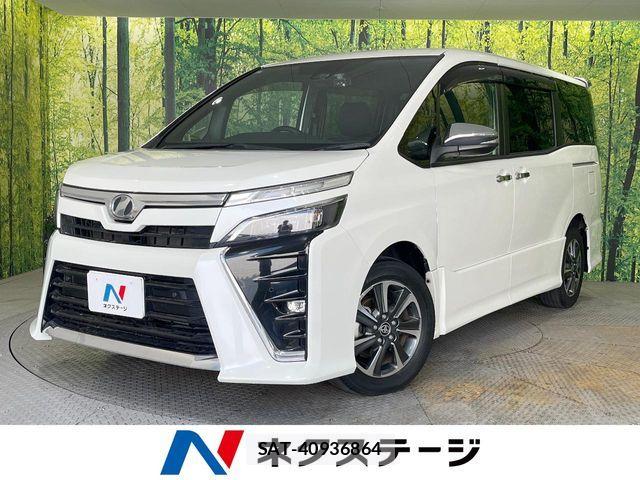 Toyota VOXY 2019-11 8210922-0