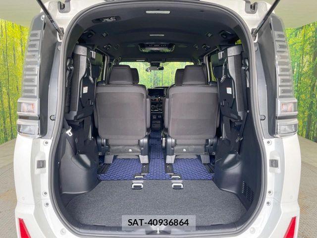 Toyota VOXY 2019-11 8210922-10