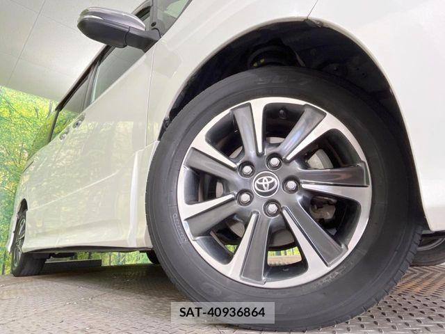 Toyota VOXY 2019-11 8210922-13