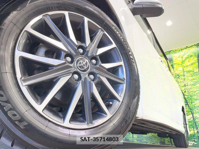 Toyota VOXY 2014-02 8210944-13